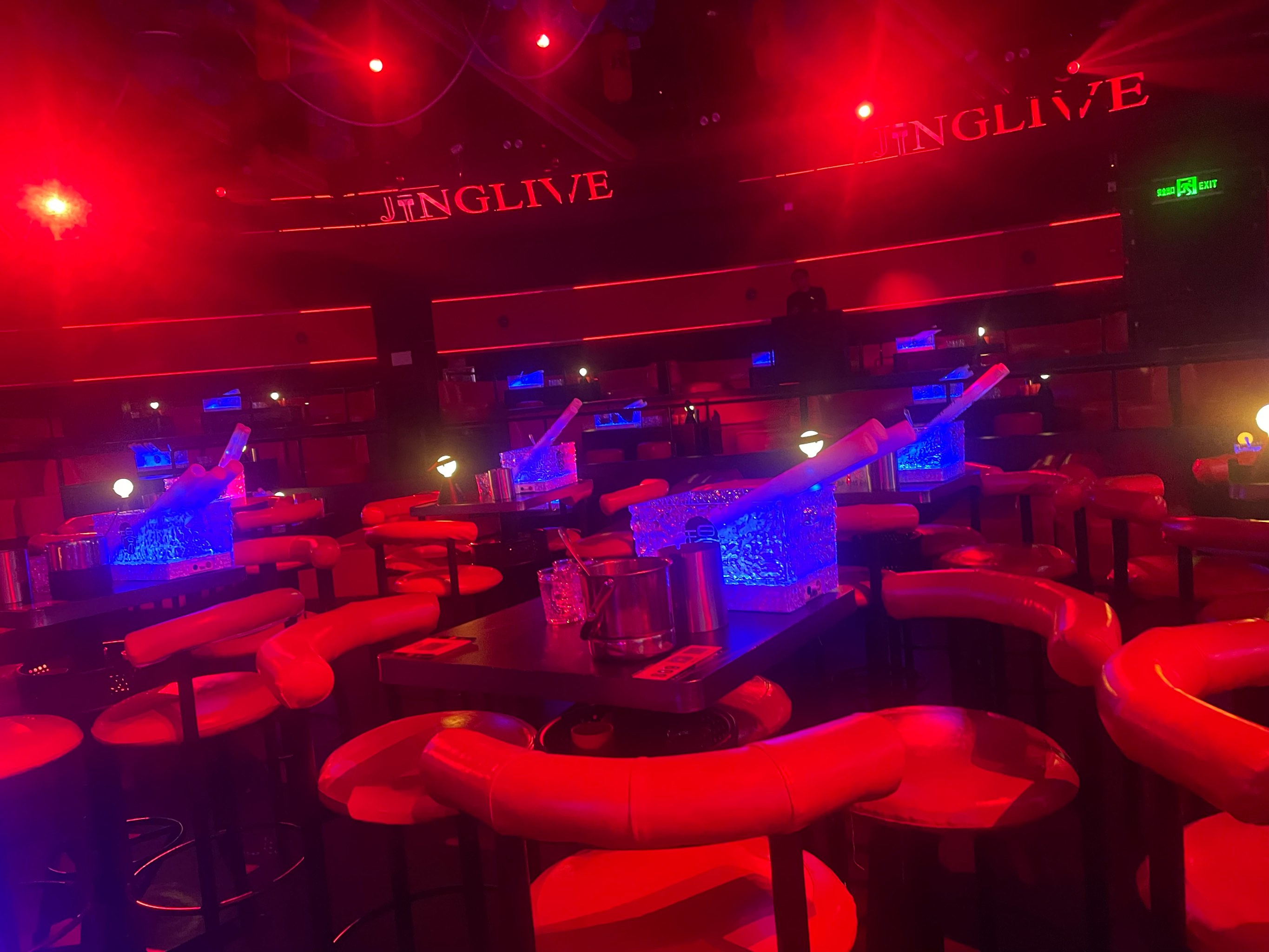 鞍山商务ktv一小时费用查询-铁东区ktv预定